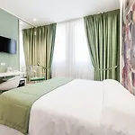 Ferrara Rooms Frühstückspension 4*