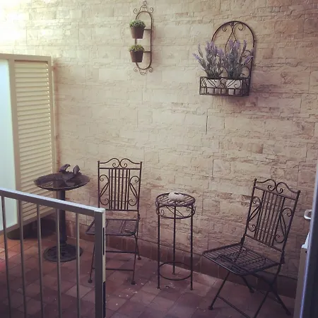 Ferrara Rooms Alojamento de Acomodação e Pequeno-almoço Ferrara