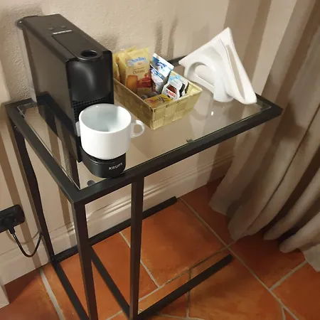 Ferrara Rooms לינה וארוחת בוקר פררה