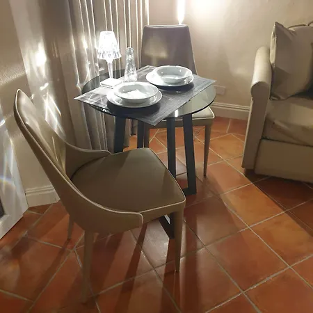 Ferrara Rooms Alojamento de Acomodação e Pequeno-almoço 4*