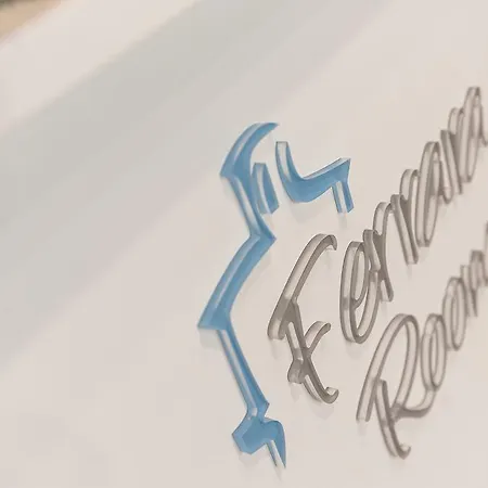 Alojamento de Acomodação e Pequeno-almoço Ferrara Rooms