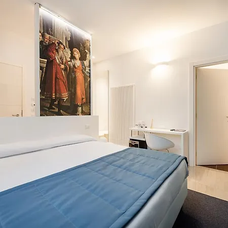 לינה וארוחת בוקר Ferrara Rooms 4*