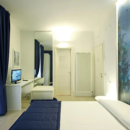 Ferrara Rooms פררה