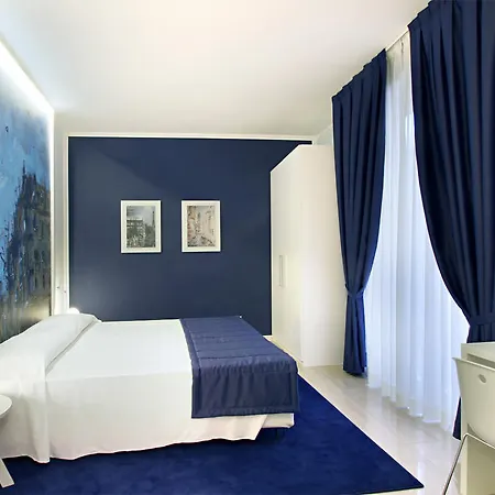לינה וארוחת בוקר Ferrara Rooms 4*
