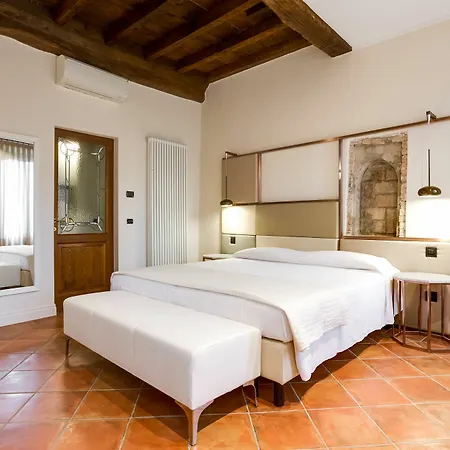 Ferrara Rooms Oda ve Kahvaltı