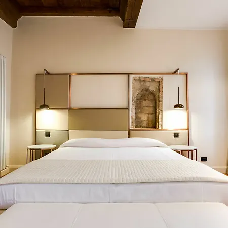 Ferrara Rooms 4*