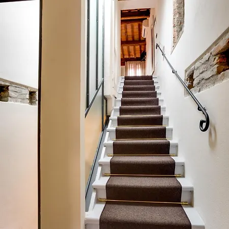 Alojamento de Acomodação e Pequeno-almoço Ferrara Rooms Ferrara