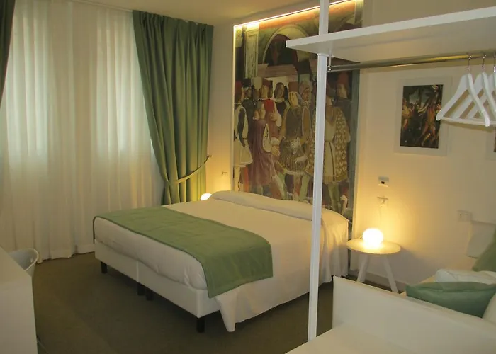 Ferrara Rooms Bed & Breakfast