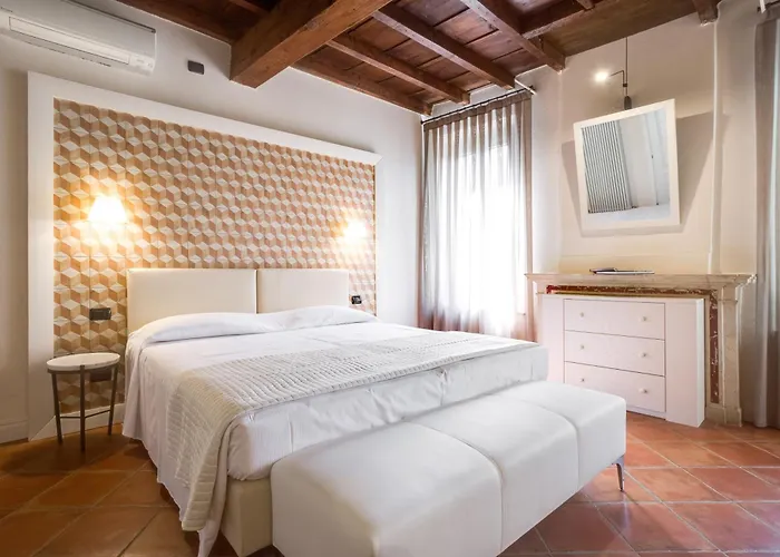 Bed & Breakfast Ferrara Rooms 4*